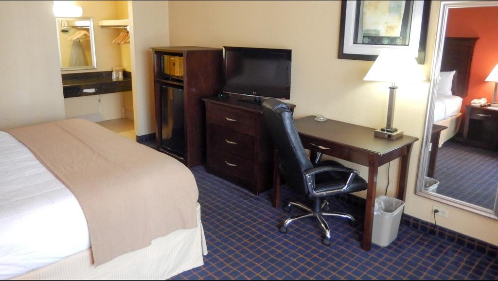 Executive Thibodaux New Orleans Hotel Eksteriør bilde